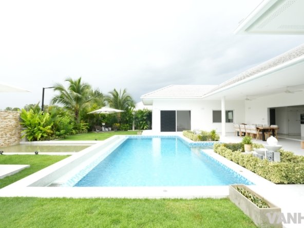 Heliconia villa pool Hua Hin