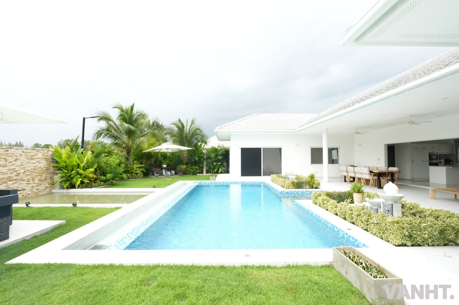 Heliconia villa pool Hua Hin