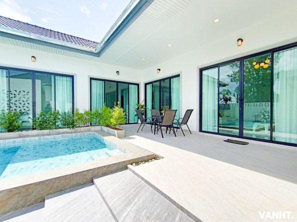 PP Proud Villa Hua Hin outside