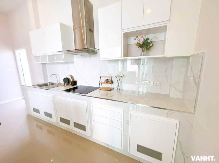 PP Proud Villa Hua Hin kitchen room