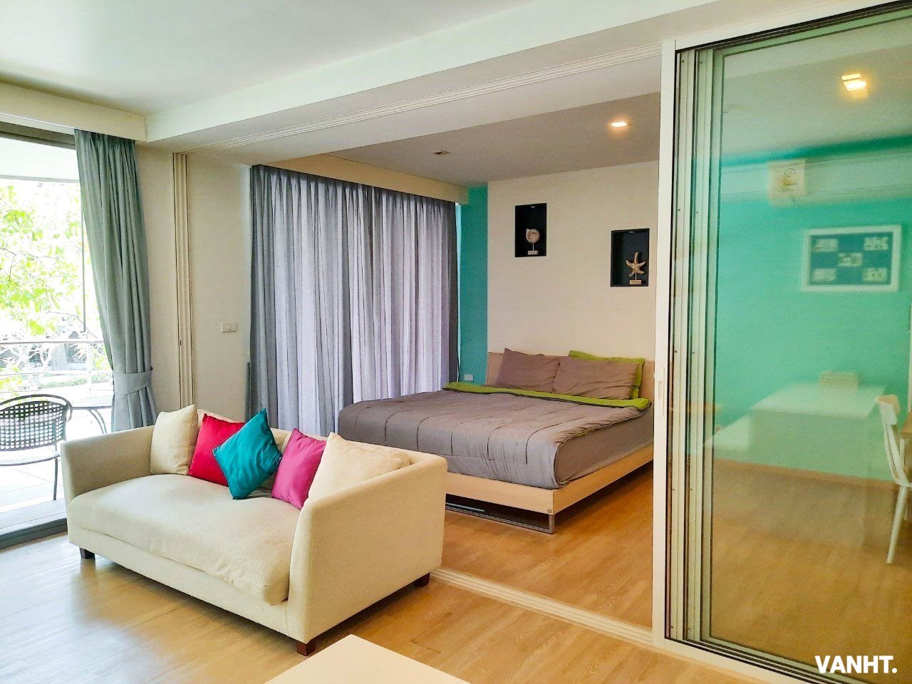 living room Condo Baan San Kraam